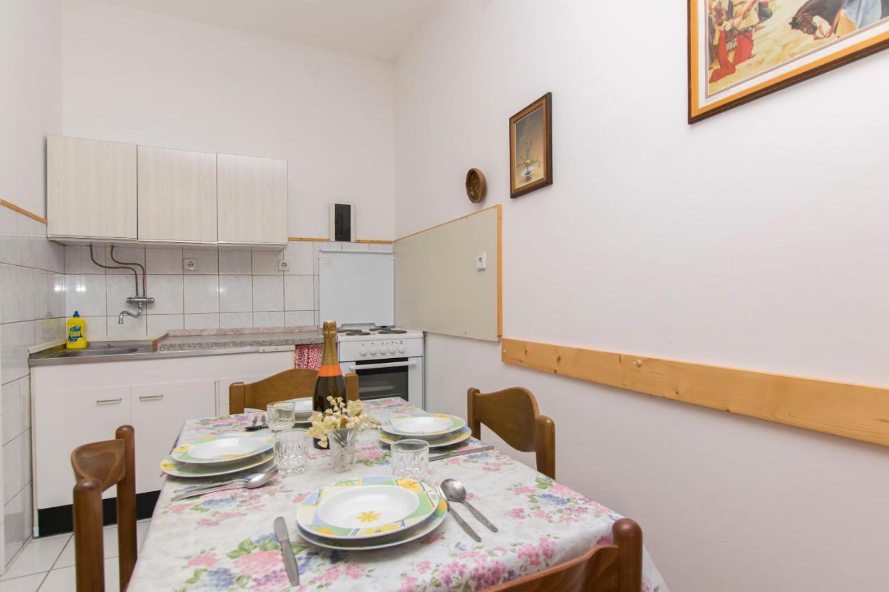 Apartments Amalija Vodice Luaran gambar